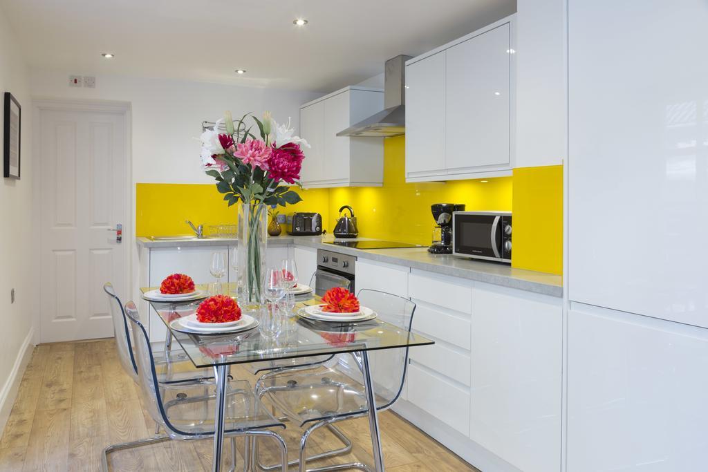 Charming Tower Bridge Apartment Лондон Екстер'єр фото
